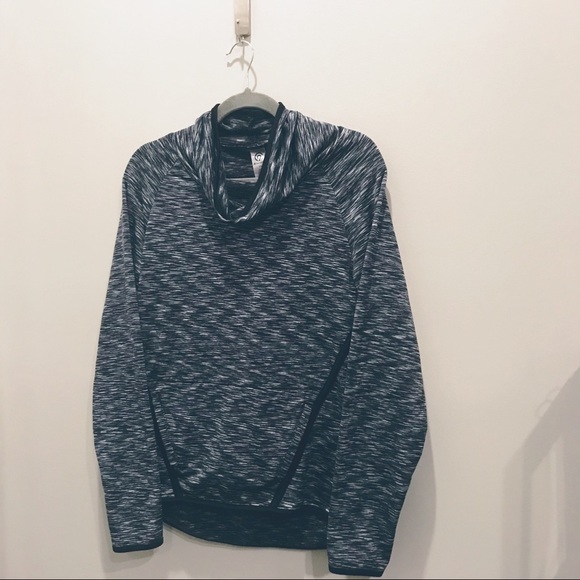 Womens XS Champion Long Sleeve Athletic Top - Picture 1 of 3